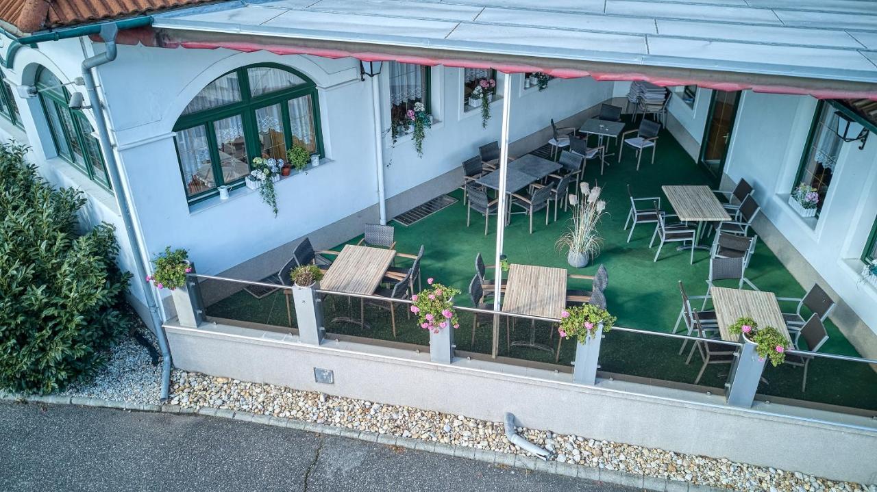 Tercia Kophaza Panzio B Bed & Breakfast Exterior photo